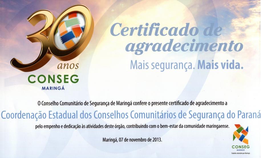 CONSEG Maringá confere Certificado de agradecimento à Coordenação Estadual.