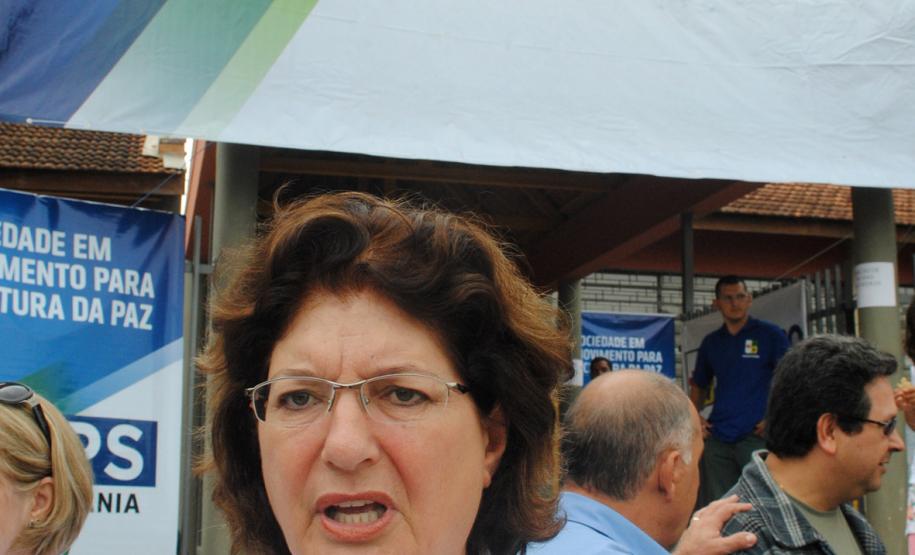 Público de 1500 pessoas participa da Feira de Serviços da UPS Cidadania na vila zumbi em Colombo