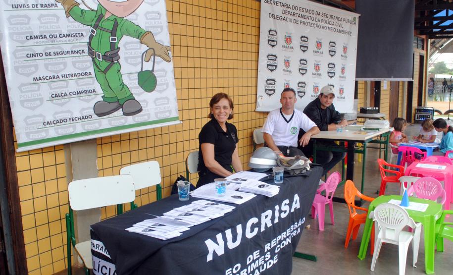 Público de 1500 pessoas participa da Feira de Serviços da UPS Cidadania na vila zumbi em Colombo