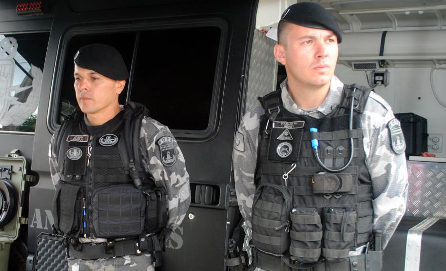 Público de 1500 pessoas participa da Feira de Serviços da UPS Cidadania na vila zumbi em Colombo