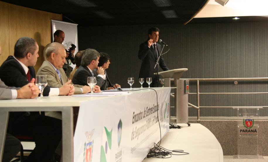 Governo estabelece metas para redução de homicídios no Paraná Governo estabelece metas para redução de homicídios no Paraná