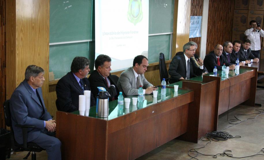 O Instituto de Criminalística do Paraná reabriu, nesta quarta-feira (12), o Laboratório de Hipnose Forense, o único da América Latina especializado no uso desta técnica para colaborar com a investigação de crimes.