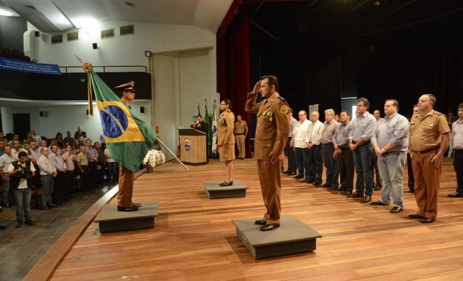 Governador Beto Richa participa da instalação do 25 Batalhão da Polícia Militar. Umuarama, 04/04/2014. Foto:Antonio Costa/ANPr