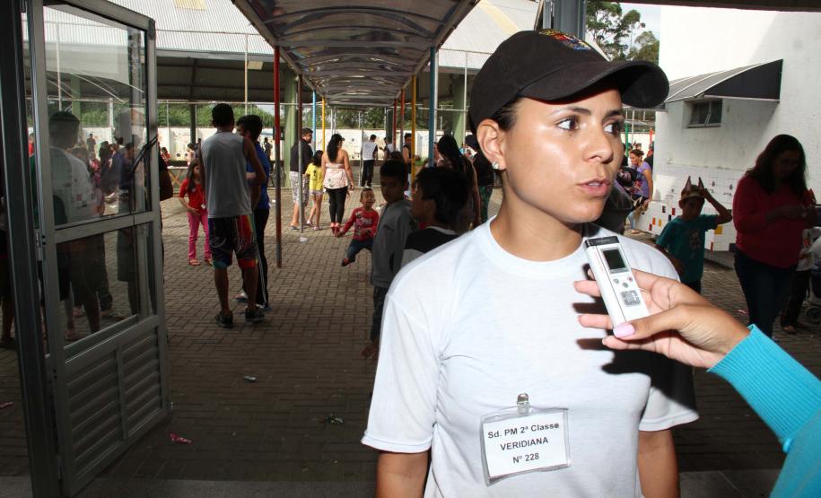 Comunidade participa de evento da PM na UPS Trindade em comemoração a Páscoa Curitiba, 13 de abril de 2014.Assunto: PascoaViridianeFoto: Soldado Cristiano Godoi de Andrade-PMPR.