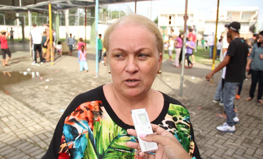 Comunidade participa de evento da PM na UPS Trindade em comemoração a Páscoa Curitiba, 13 de abril de 2014.Assunto: PascoaMariao OdeteFoto: Soldado Cristiano Godoi de Andrade-PMPR.