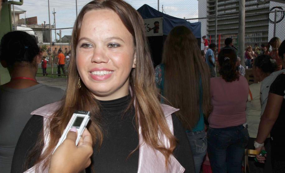 Comunidade participa de evento da PM na UPS Trindade em comemoração a Páscoa Curitiba, 13 de abril de 2014.Assunto: PascoaGislaine RodriguesFoto: Soldado Cristiano Godoi de Andrade-PMPR.