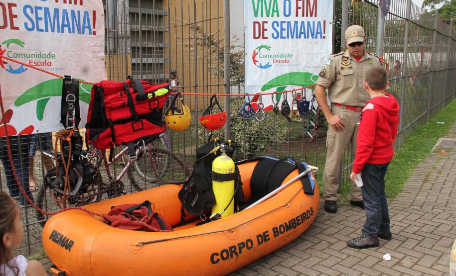 Comunidade participa de evento da PM na UPS Trindade em comemoração a Páscoa Curitiba, 13 de abril de 2014.Assunto: PascoaFoto: Soldado Cristiano Godoi de Andrade-PMPR.