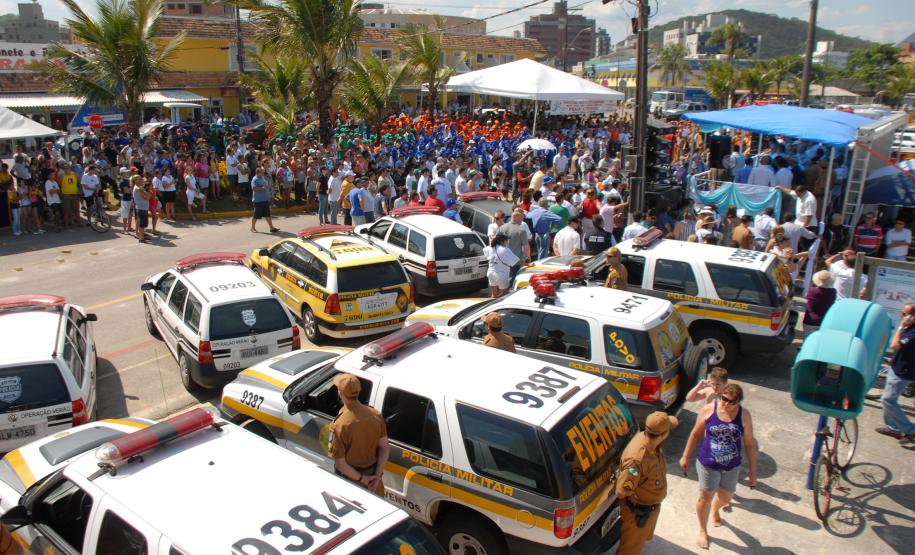 Governador anuncia ações do Verão Paraná no Litoral do Estado .