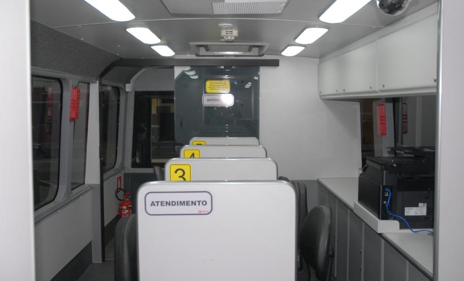 Polícia Civil apresenta ônibus que será utilizado na estrutura de segurança pública para a Copa do Mundo