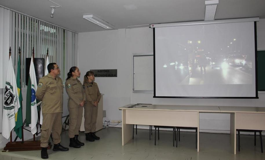 Policiais passam por curso de enfrentamento à exploração sexual, como preparação para a Copa do Mundo