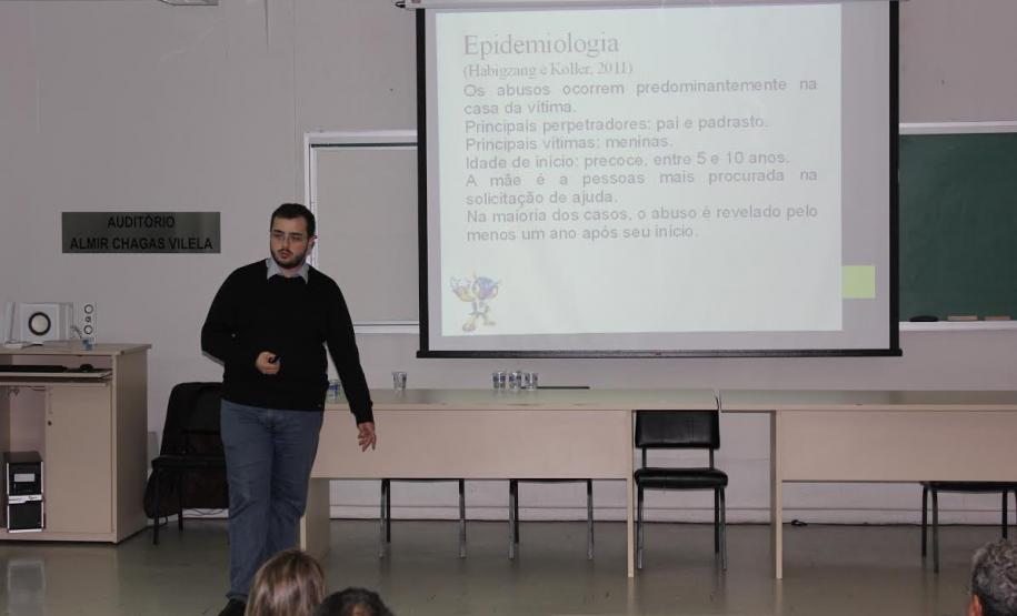 Policiais passam por curso de enfrentamento à exploração sexual, como preparação para a Copa do Mundo