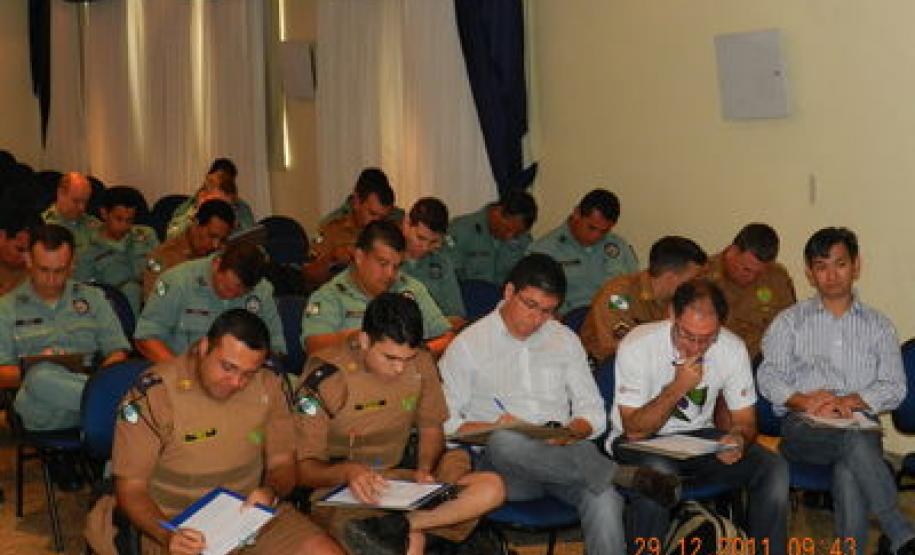 Palestra sobre estratégias Preventivas para Ilha do Mel 2012
