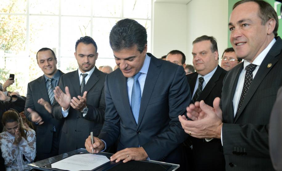 Richa nomeia policiais e Paraná terá delegados em todas as Comarcas