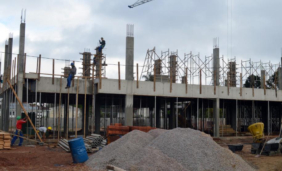 Obras das novas sedes de Londrina e Curitiba seguem em ritmo acelerado