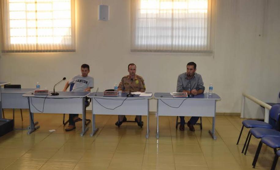 Posse da Diretoria do CONSEG Faxinal No dia 17 de novembro de 2014 tomou posse no plenário da Câmara Municipal o primeiro CONSEG eleito de Faxinal.