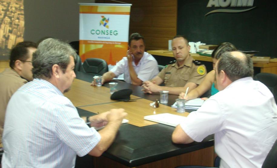 Em visita à Maringá, no dia 2 de fevereiro, a coordenadora dos Conselhos de Segurança do Paraná, Michelle Cabral, propôs ao Conseg Maringá que a cidade sediasse o encontro estadual anual dos conselhos de segurança.