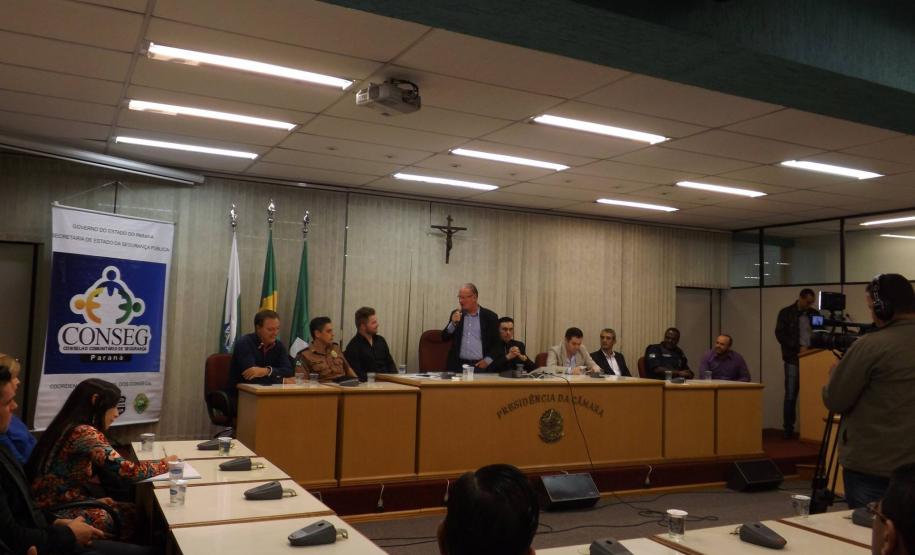 Posse da nova diretoria do Conselho de Segurança de Colombo Cerimônia de posse do CONSEG Colombo