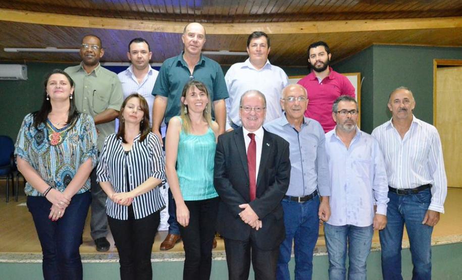 Autoridades do município de Pinhão prestigiam posse do CONSEG