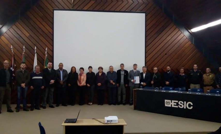 POSSE HAUER POSSE HAUER