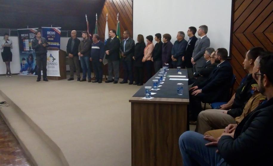 POSSE HAUER POSSE HAUER