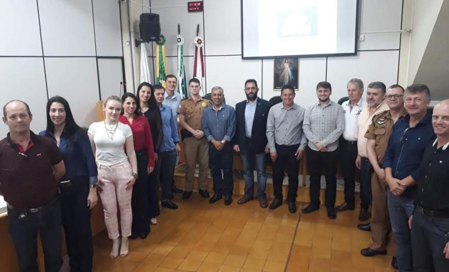 CERIMÔNIA DE POSSE DO CONSEG SÃO JORGE do OESTE CERIMÔNIA DE POSSE DO CONSEG SÃO JORGE do OESTE