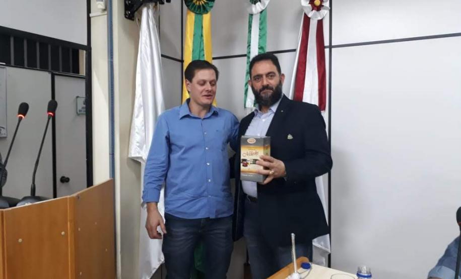 CERIMÔNIA DE POSSE DO CONSEG SÃO JORGE do OESTE CERIMÔNIA DE POSSE DO CONSEG SÃO JORGE do OESTE