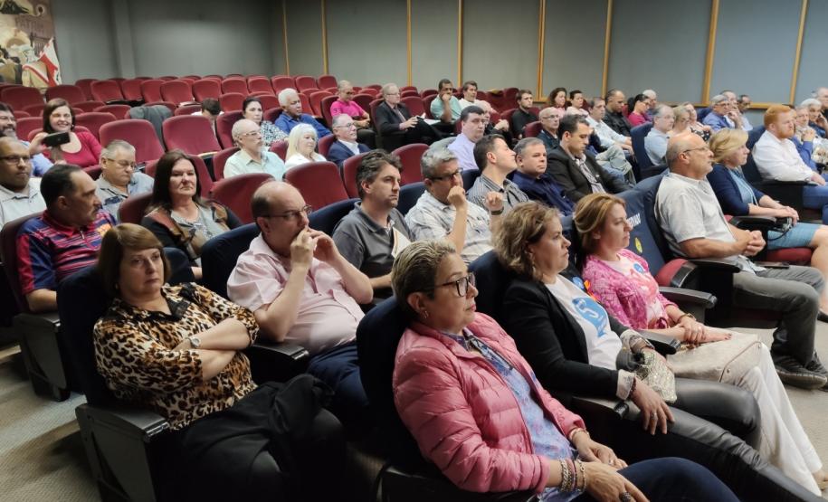 REUNIÃO CONJUNTA COM CONSEGS DA CAPITAL E REGIÃO METROPOLITANA DE CURITIBA