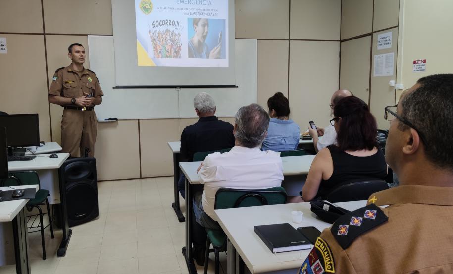 CONSEGS DE CURITIBA VISITAM O COMPOM DA POLICIA MILITAR DO PARANA CONSEGS DE CURITIBA VISITAM O COMPOM DA POLICIA MILITAR DO PARANA