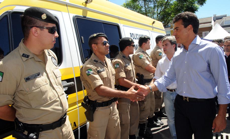 Richa oficializa instalação da primeira UPS e anuncia serviços à comunidade