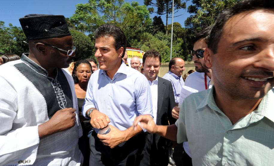 Richa oficializa instalação da primeira UPS e anuncia serviços à comunidade