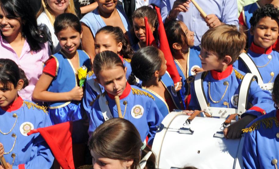 Richa oficializa instalação da primeira UPS e anuncia serviços à comunidade