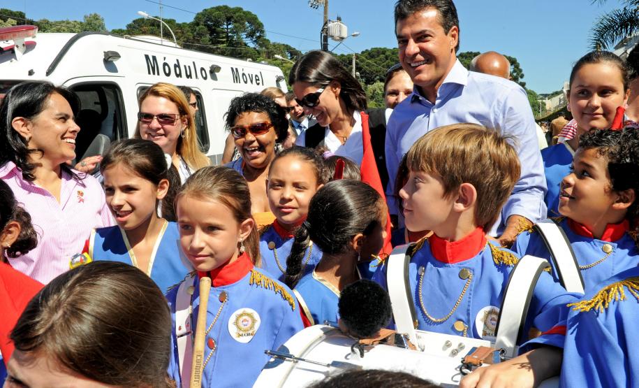 Richa oficializa instalação da primeira UPS e anuncia serviços à comunidade