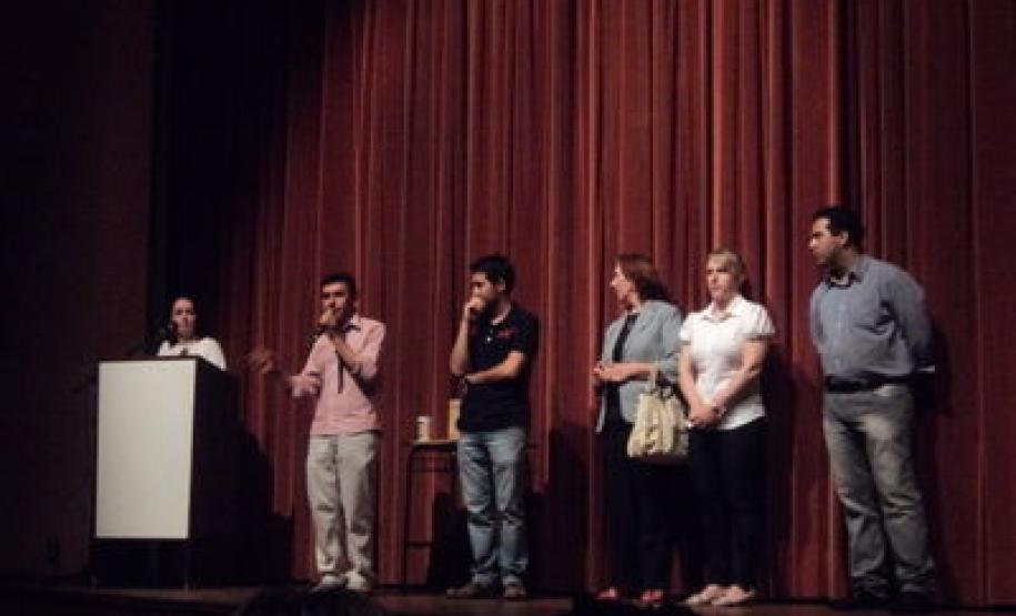 A Coordenação Estadual para assuntos dos CONSEGs e o Batalhão de Patrulha Escolar de Apucarana reuniram-se para um papo sobre drogas