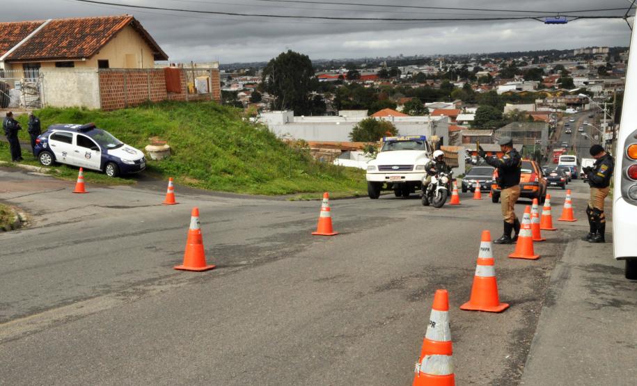 Moradores aprovam instalação de UPS no bairro Parolin